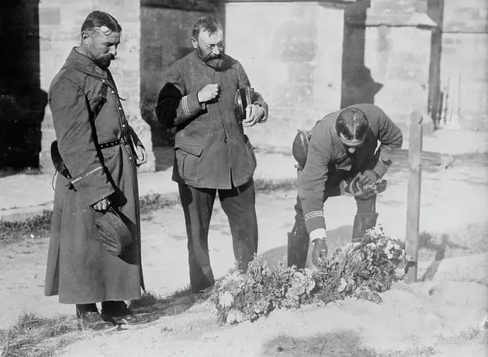 Framed Print : French Officers at graves of comrades, 1914. Creator: Bain News Service Framed Print : French Officers at graves of comrades, 1914. Creator: Bain News Service