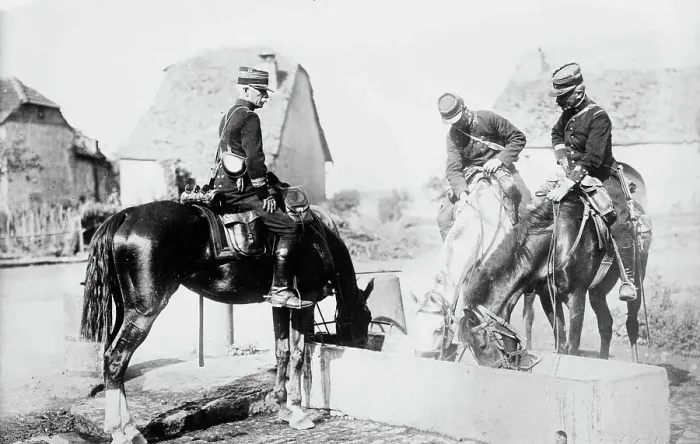 Framed Print : French Officers watering horses, between c1914 and c1915. Creator: Bain News Service Framed Print : French Officers watering horses, between c1914 and c1915. Creator: Bain News Service