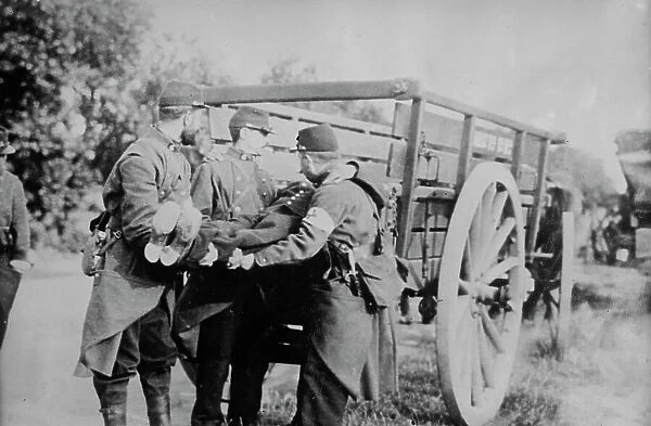 French pick up dead near Charleroi, 21 Oct 1914. Creator: Bain News Service