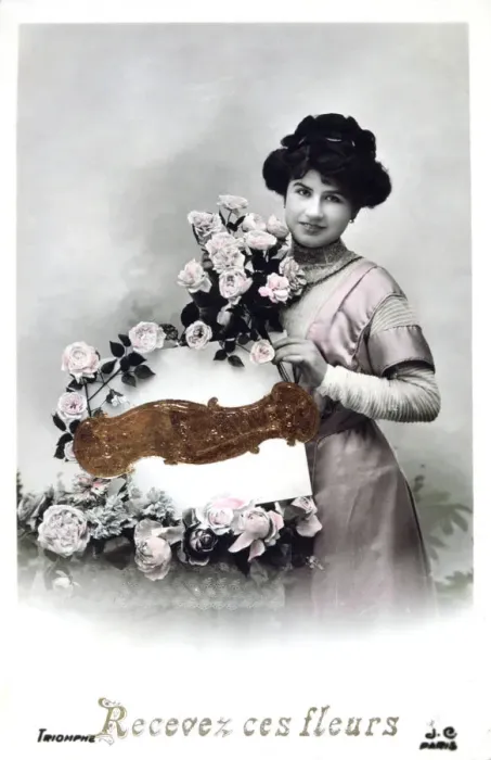 Framed Print : French Postcard, c1900 Framed Print : French Postcard, c1900