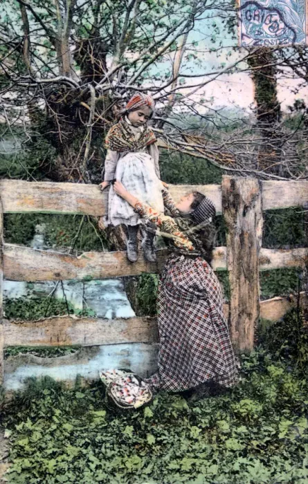Framed Print : French Postcard, c1900 Framed Print : French Postcard, c1900
