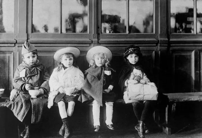 Framed Print : French refugee children waiting for a train, 20 January 1918 Framed Print : French refugee children waiting for a train, 20 January 1918