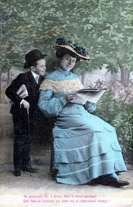 Framed Print : French romantic postcard, c1900 Framed Print : French romantic postcard, c1900