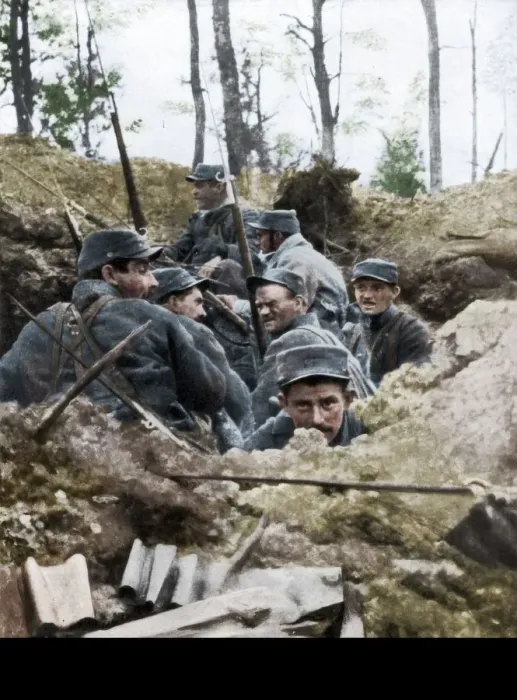 Framed Print : French troops in the trench system of Calonne, France, July 1915 Framed Print : French troops in the trench system of Calonne, France, July 1915