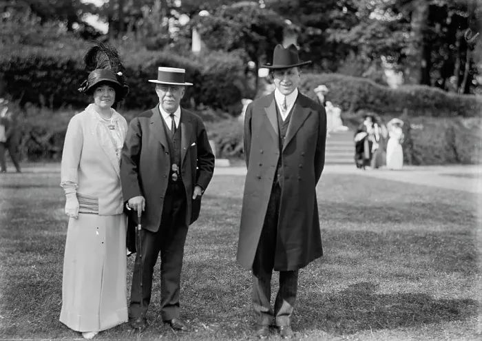 Framed Print : Friendship Charity Fete - Mrs. Hearst; John R. Mclean; William Randolph Hearst, 1913. Creator: Harris & Ewing. Friendship Charity Fete - Mrs. Hearst; John R. Mclean; William Randolph Hearst, 1913. Creator: Harris & Ewing Framed Print : Friendship Charity Fete - Mrs. Hearst; John R. Mclean; William Randolph Hearst, 1913. Creator: Harris & Ewing. Friendship Charity Fete - Mrs. Hearst; John R. Mclean; William Randolph Hearst, 1913. Creator: Harris & Ewing