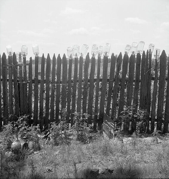 Fruit jars being sterilized near Conway, Arkansas, 1938. Creator: Dorothea Lange