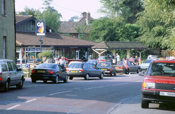 Framed Print : Fuel crisis 2000. Queues for petrol Framed Print : Fuel crisis 2000. Queues for petrol