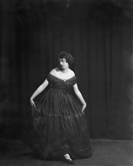 Framed Print : Fuller, Miss, 1920 Creator: Arnold Genthe Framed Print : Fuller, Miss, 1920 Creator: Arnold Genthe