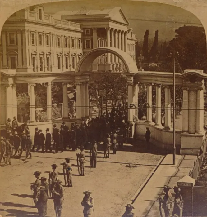 Framed Print : Funeral procession of the late Rt. Hon. Cecil Rhodes, 1902. Artist: Works and Studios Framed Print : Funeral procession of the late Rt. Hon. Cecil Rhodes, 1902. Artist: Works and Studios