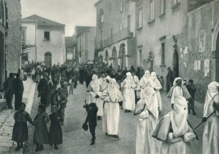 Framed Print : Funeral procession, Taormina, Sicily, Italy, 1927. Artist: Eugen Poppel Framed Print : Funeral procession, Taormina, Sicily, Italy, 1927. Artist: Eugen Poppel