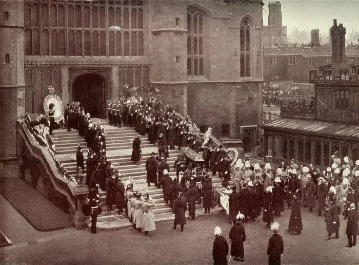 Framed Print : The Funeral of Queen Victoria: Carrying The Coffin Into St. George's Chapel, Windsor, c1900. Creator: Russell & Sons. The Funeral of Queen Victoria: Carrying The Coffin Into St. George's Chapel, Windsor, c1900. Creator: Russell & Sons Framed Print : The Funeral of Queen Victoria: Carrying The Coffin Into St. George's Chapel, Windsor, c1900. Creator: Russell & Sons. The Funeral of Queen Victoria: Carrying The Coffin Into St. George's Chapel, Windsor, c1900. Creator: Russell & Sons