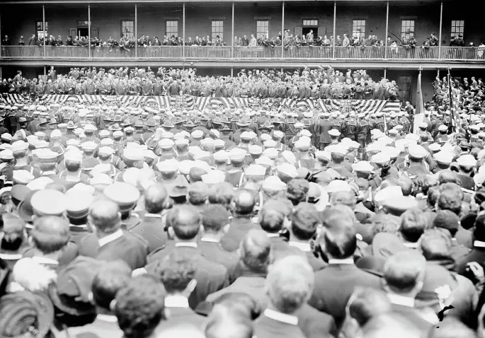 Framed Print : Funeral Services, Brooklyn Navy Yard, 1914. Creator: Bain News Service