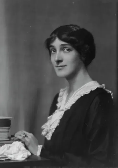 Framed Print : Furst, Arnold, Mrs. portrait photograph, 1914 Oct. 27. Creator: Arnold Genthe Framed Print : Furst, Arnold, Mrs. portrait photograph, 1914 Oct. 27. Creator: Arnold Genthe