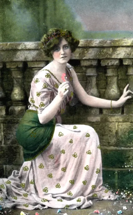 Framed Print : Gabrielle Ray (1883-1973), English actress, early 20th century. Artist: W&D Downey Framed Print : Gabrielle Ray (1883-1973), English actress, early 20th century. Artist: W&D Downey