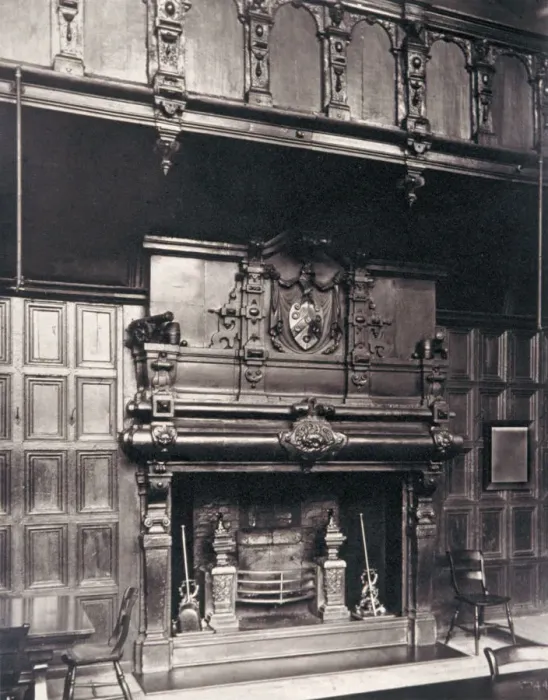 Framed Print : Gallery over the chimney piece in the Great Hall of Charterhouse, Finsbury, London, 1880 Framed Print : Gallery over the chimney piece in the Great Hall of Charterhouse, Finsbury, London, 1880