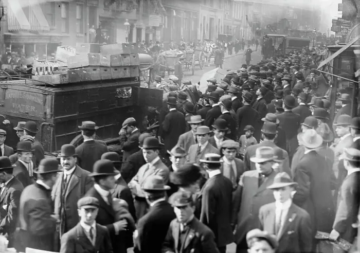 Framed Print : Garbage strike, crowd around carts, 1911. Creator: Bain News Service Framed Print : Garbage strike, crowd around carts, 1911. Creator: Bain News Service