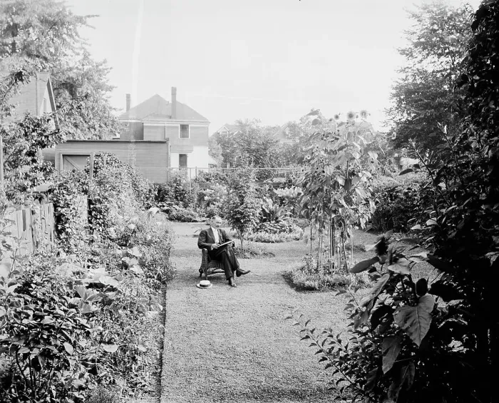 Framed Print : Garden at 124 E. Euclid Avenue, Detroit, Mich. between 1905 and 1915. Creator: Unknown Framed Print : Garden at 124 E. Euclid Avenue, Detroit, Mich. between 1905 and 1915. Creator: Unknown