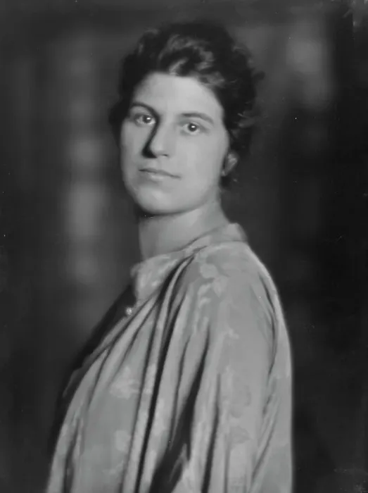 Framed Print : Gardner, Ruth, Miss, portrait photograph, 1915 Nov. 22. Creator: Arnold Genthe Framed Print : Gardner, Ruth, Miss, portrait photograph, 1915 Nov. 22. Creator: Arnold Genthe