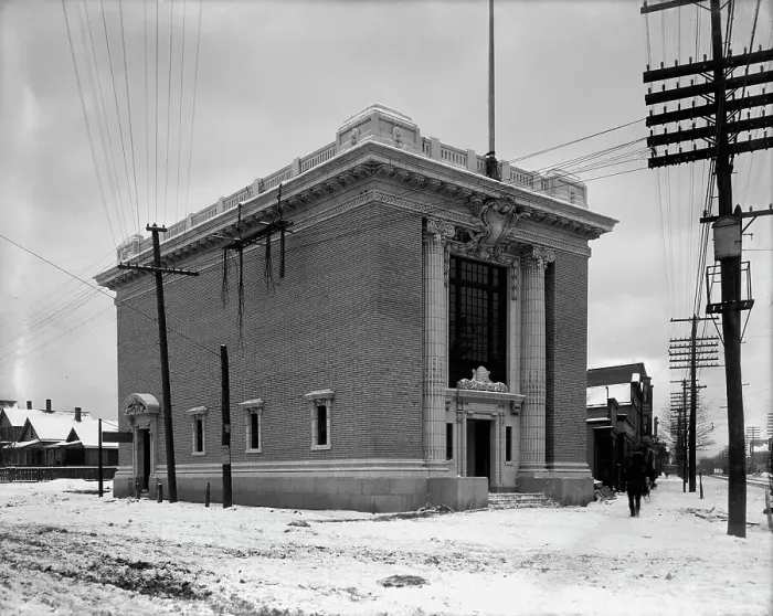 Framed Print : Garfield Bank, between 1900 and 1905. Creator: Unknown Framed Print : Garfield Bank, between 1900 and 1905. Creator: Unknown
