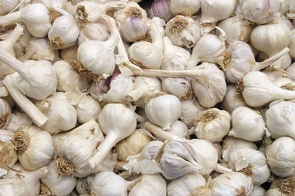 Garlic bulbs on a market stall, Mallorca, Spain