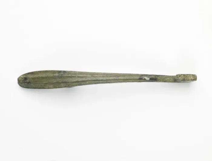 Framed Print : Garment hook (daigou), Eastern Zhou dynasty, 5th-4th century BCE. Creator: Unknown Framed Print : Garment hook (daigou), Eastern Zhou dynasty, 5th-4th century BCE. Creator: Unknown