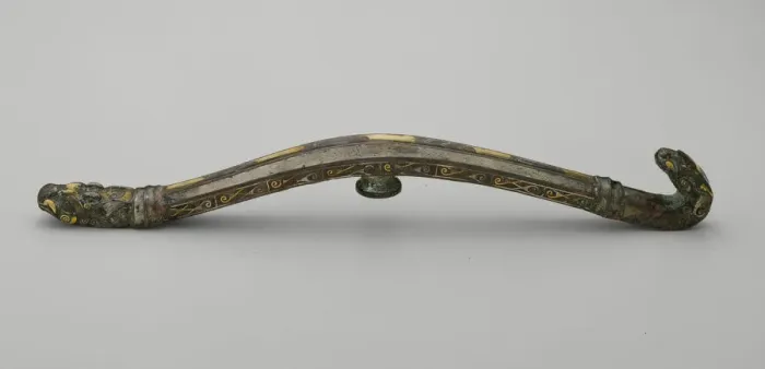 Framed Print : Garment Hook (Daigou), Eastern Zhou dynasty, Warring States period, late 4th / 3rd cent BC Framed Print : Garment Hook (Daigou), Eastern Zhou dynasty, Warring States period, late 4th / 3rd cent BC