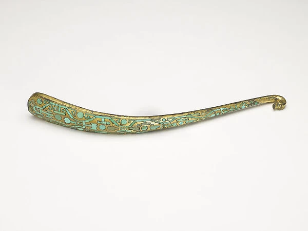 Garment hook (daigou), Eastern Zhou to Western Han dynasty, 3rd century BCE