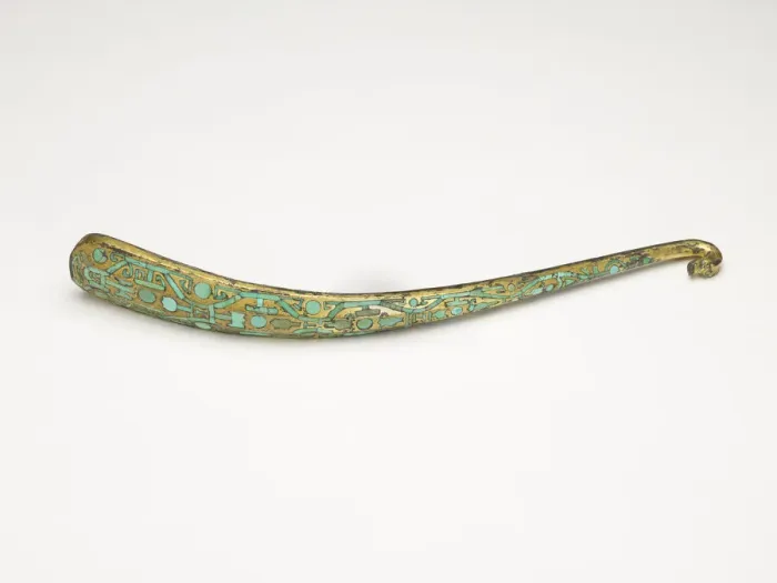 Framed Print : Garment hook (daigou), Eastern Zhou to Western Han dynasty, 3rd century BCE Framed Print : Garment hook (daigou), Eastern Zhou to Western Han dynasty, 3rd century BCE