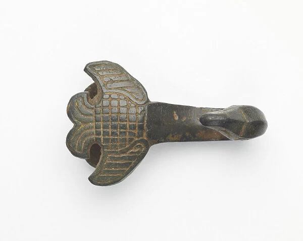 Garment hook (daigou) in the form of a bird, Han dynasty, 206 BCE-220 CE