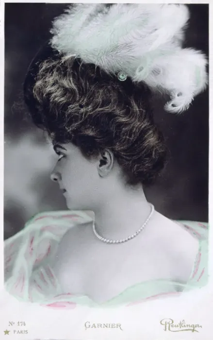 Framed Print : Garnier, Paris, c1900 Framed Print : Garnier, Paris, c1900