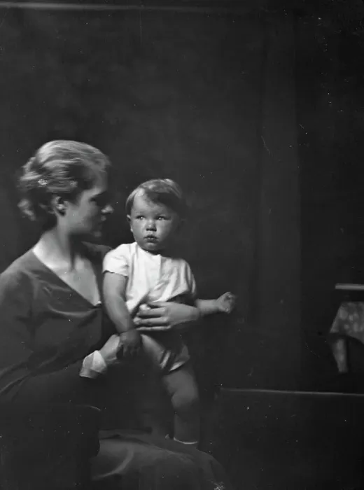 Framed Print : Gaston, William, Mrs. and baby, portrait photograph, 1930 May 2. Creator: Arnold Genthe Framed Print : Gaston, William, Mrs. and baby, portrait photograph, 1930 May 2. Creator: Arnold Genthe