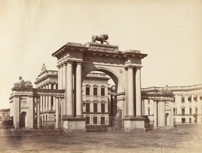 Framed Print : Gateway to Government House, Calcutta, 1850s. Creator: Captain R. B. Hill Framed Print : Gateway to Government House, Calcutta, 1850s. Creator: Captain R. B. Hill