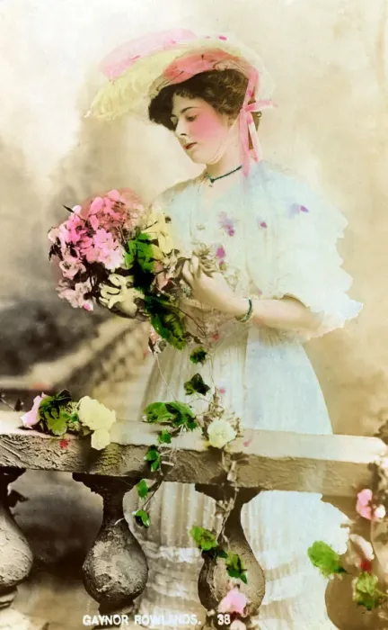 Framed Print : Gaynor Rowlands (1883-1906), English actress, early 20th century Framed Print : Gaynor Rowlands (1883-1906), English actress, early 20th century