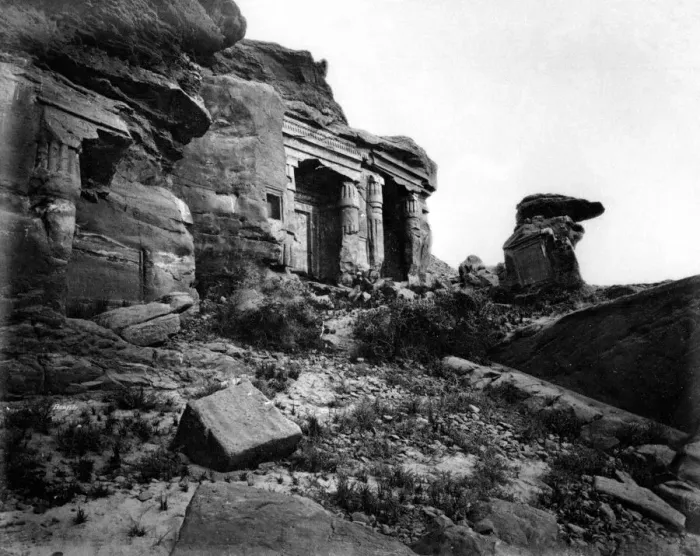 Framed Print : Gebel Silsileh, Egypt, 1878. Artist: Felix Bonfils Framed Print : Gebel Silsileh, Egypt, 1878. Artist: Felix Bonfils