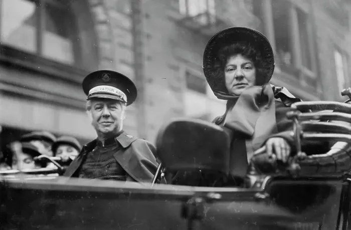 Framed Print : Gen. Booth & Eva Booth, 1913. Creator: Bain News Service Framed Print : Gen. Booth & Eva Booth, 1913. Creator: Bain News Service