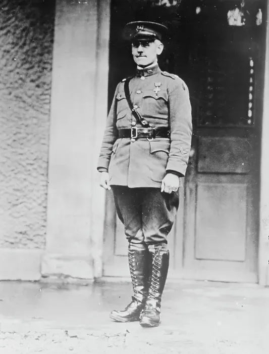 Framed Print : Gen. Leroy S. Upton, 26 Nov 1918. Creator: Bain News Service Framed Print : Gen. Leroy S. Upton, 26 Nov 1918. Creator: Bain News Service