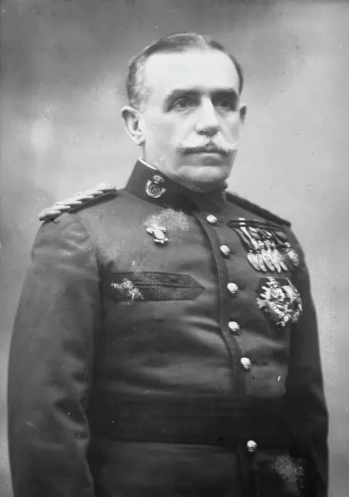 Framed Print : Gen. Villalba, between c1915 and c1920. Creator: Bain News Service Framed Print : Gen. Villalba, between c1915 and c1920. Creator: Bain News Service