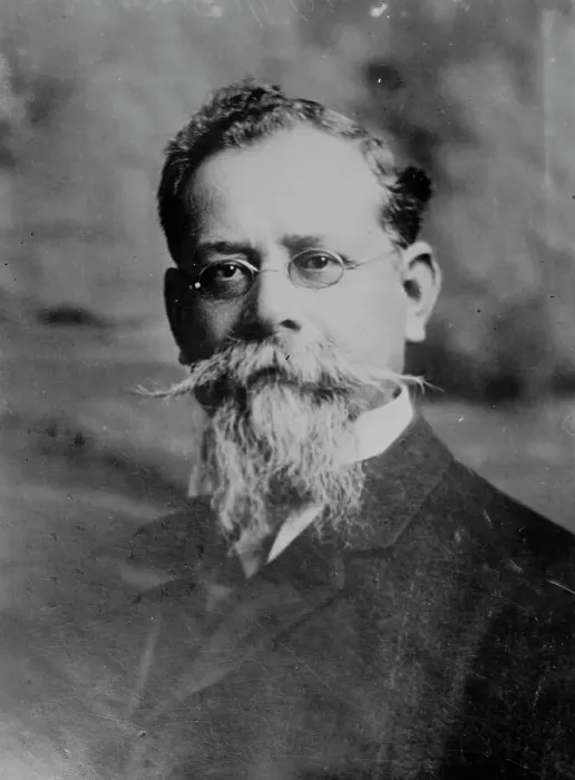 Framed Print : General Carransa [i.e. Carranza], 1913. Creator: Bain News Service