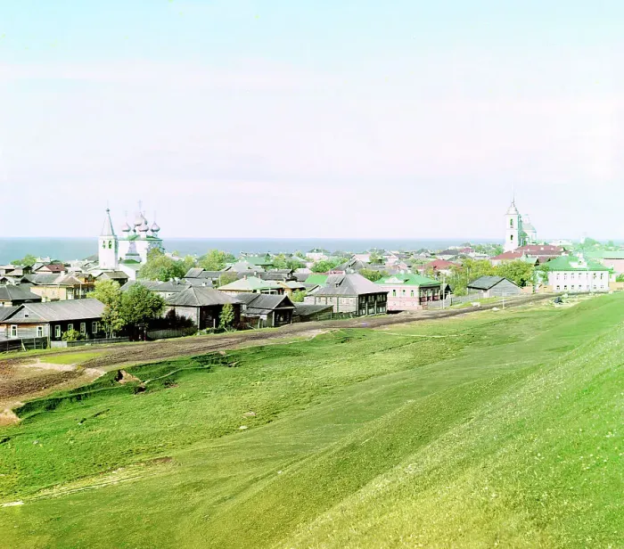 Framed Print : General view of the city of Belozersk from the fortress wall [Russian Empire], 1909. Creator: Sergey Mikhaylovich Prokudin-Gorsky
