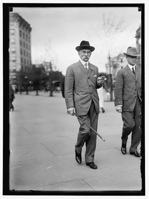 Framed Print : General Witherspoon, between 1913 and 1917. Creator: Harris & Ewing. General Witherspoon, between 1913 and 1917. Creator: Harris & Ewing Framed Print : General Witherspoon, between 1913 and 1917. Creator: Harris & Ewing. General Witherspoon, between 1913 and 1917. Creator: Harris & Ewing