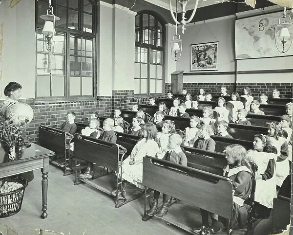 Geography lesson, Denmark Hill School, Dulwich, London, 1905