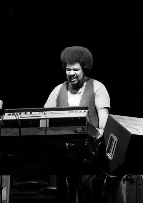 Framed Print : George Duke, London, 1976. Artist: Brian O Connor Framed Print : George Duke, London, 1976. Artist: Brian O Connor