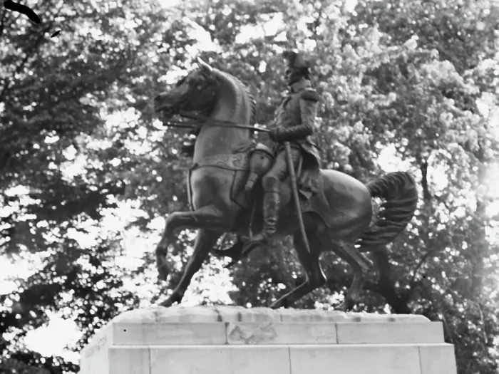Framed Print : George Washington - Equestrian statues in Washington, D.C. between 1911 and 1942. Creator: Arnold Genthe Framed Print : George Washington - Equestrian statues in Washington, D.C. between 1911 and 1942. Creator: Arnold Genthe