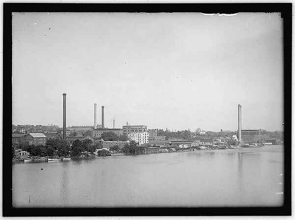 Georgetown waterfront, Washington, D.C. between 1913 and 1917. Creator: Harris & Ewing. Georgetown waterfront, Washington, D.C. between 1913 and 1917. Creator: Harris & Ewing