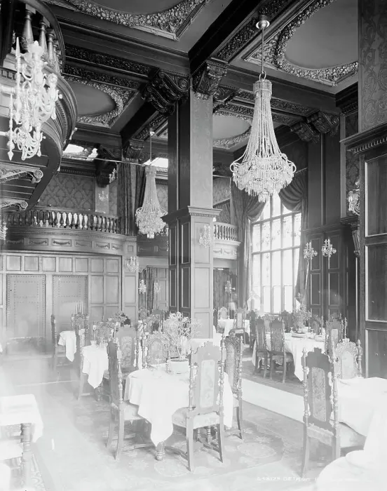 Framed Print : Georgian Hotel, New York, N.Y. between 1900 and 1905. Creator: William H. Jackson