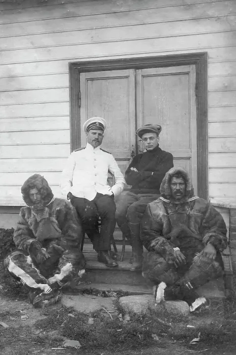 Framed Print : Georgii Iakovlevich Sedov, Vladimir Iul'evich Vize, and Members of the Expedition... 1912. Creator: Mikhail Alekseevich Pavlov