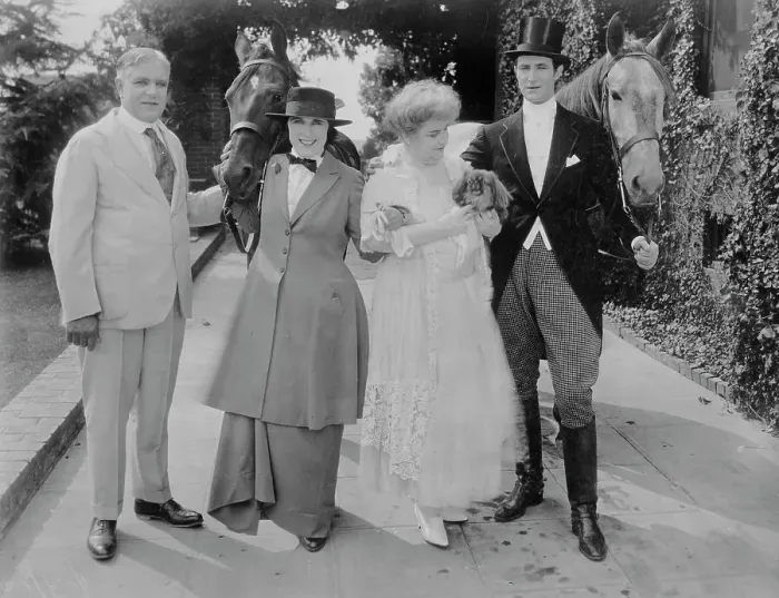 Framed Print : Geraldine Farrar with Lou Tellegen, between c1915 and c1920. Creator: Bain News Service Framed Print : Geraldine Farrar with Lou Tellegen, between c1915 and c1920. Creator: Bain News Service