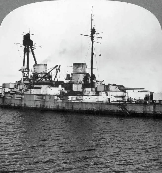 Framed Print : German battlecruiser Derfflinger, World War I, 1918. Artist: Realistic Travels Publishers Framed Print : German battlecruiser Derfflinger, World War I, 1918. Artist: Realistic Travels Publishers