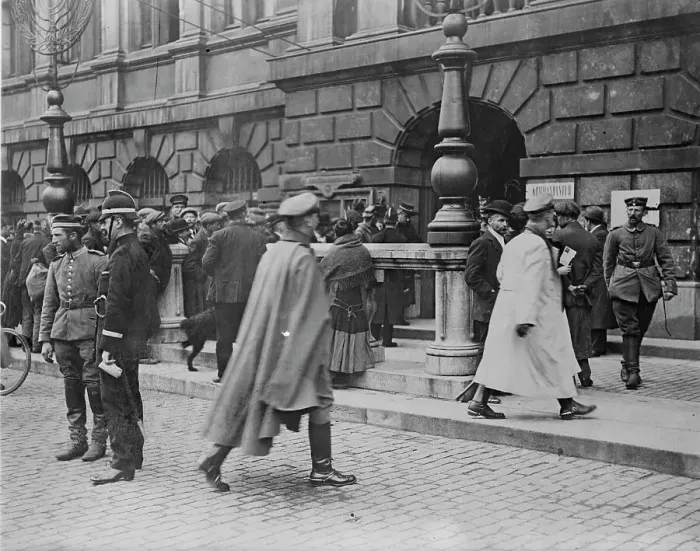 Framed Print : German Commandant's Hdqtrs. Antwerp, 1914. Creator: Bain News Service Framed Print : German Commandant's Hdqtrs. Antwerp, 1914. Creator: Bain News Service