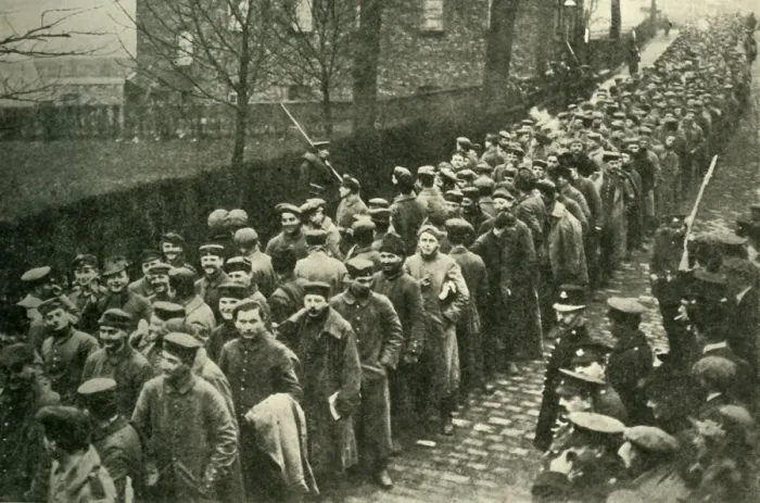 Framed Print : German prisoners of war in Britain, First World War, 1915, (c1920). Creator: Unknown Framed Print : German prisoners of war in Britain, First World War, 1915, (c1920). Creator: Unknown